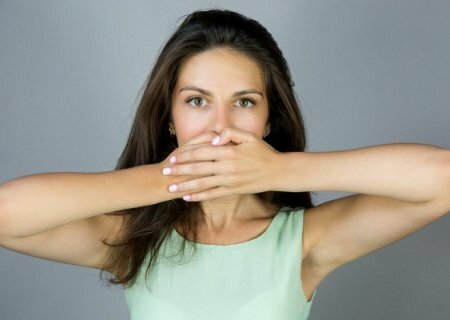 7 способов сохранить свежее дыхание по утрам